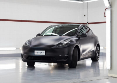 Tesla Model Y – Cambio colore e protezione con PPF